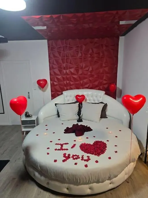 Διαμέρισμα Logement Romantique Jacuzzi Spa Vieille-Toulouse